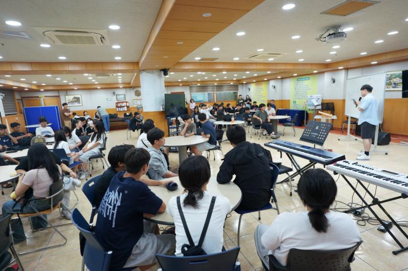 중고등부의 섬김-57